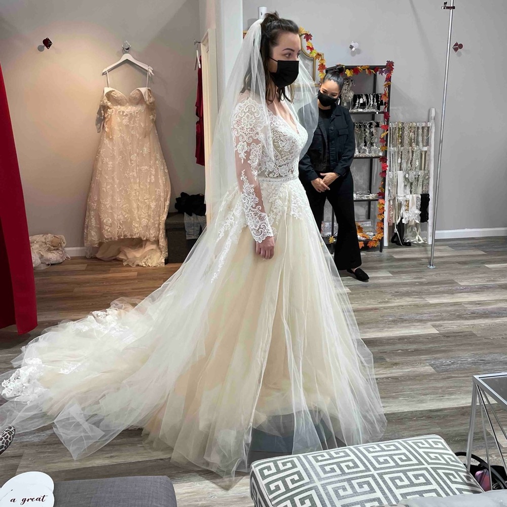 Enzoani Olympia Wedding Dress